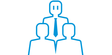 企業と打ち合わせ